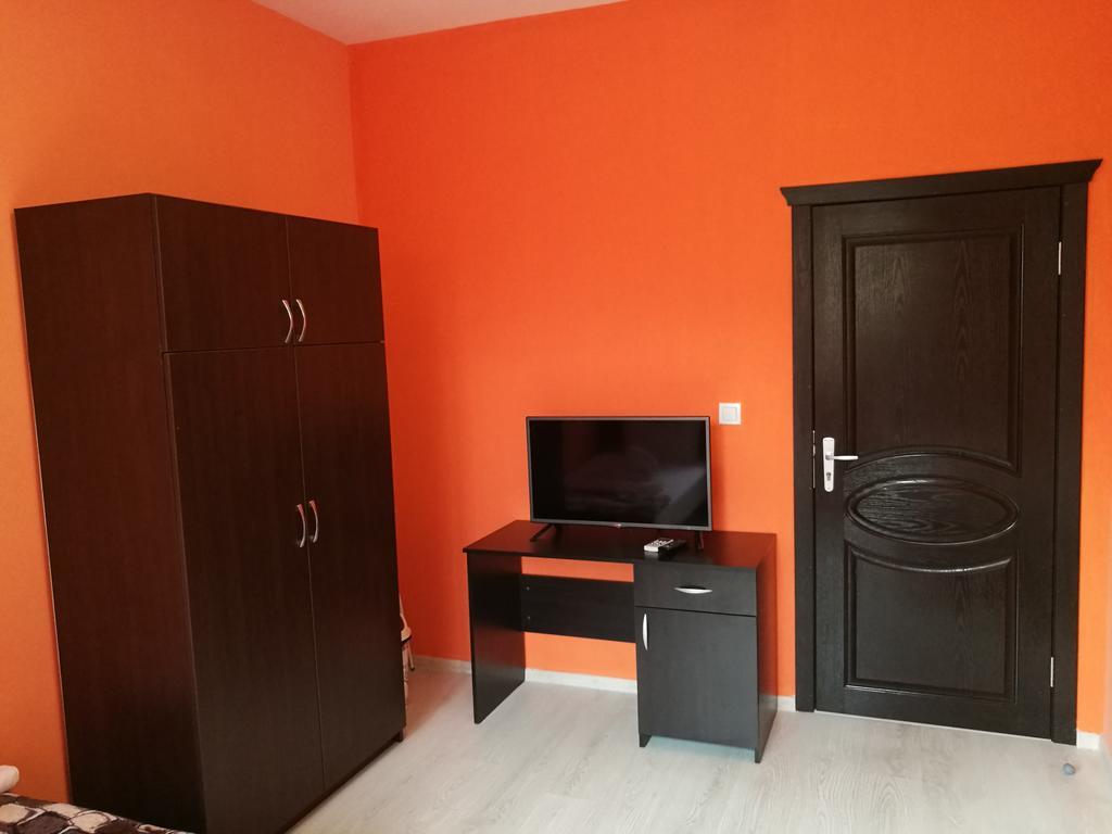 Elhovo  Guest House Karaulanov מראה חיצוני תמונה